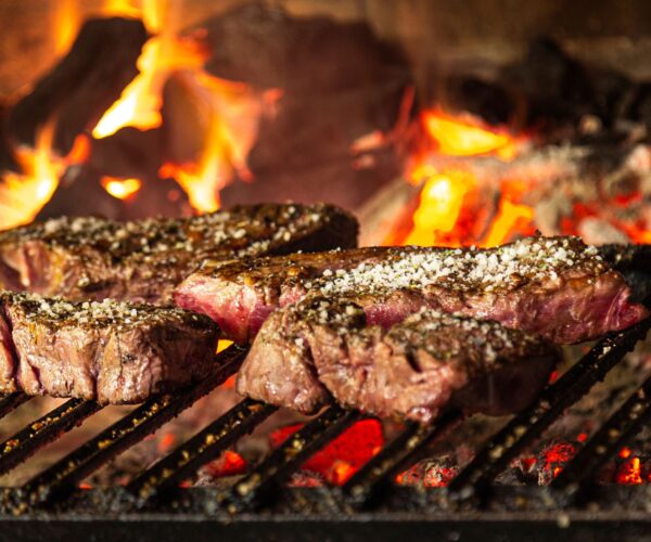 Cómo preparar la carne para la parrilla